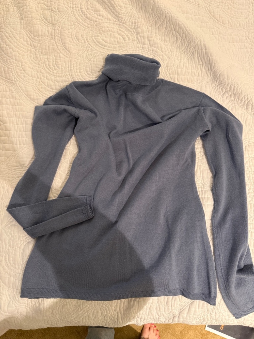 Women's Lightweight Turtleneck Sweater in Slate (No Brand)